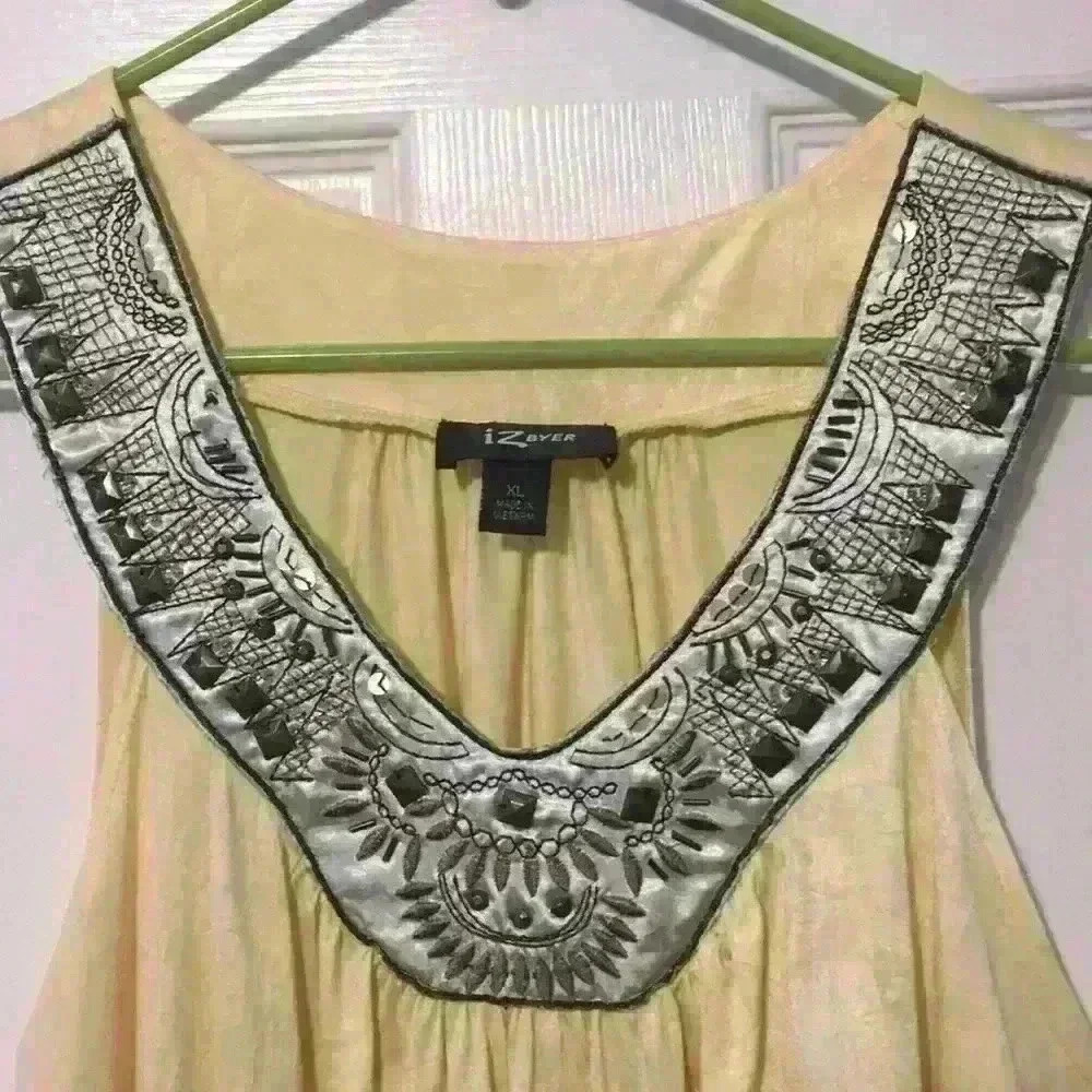 3/$15. Yellow tank top - Picture 3 of 3